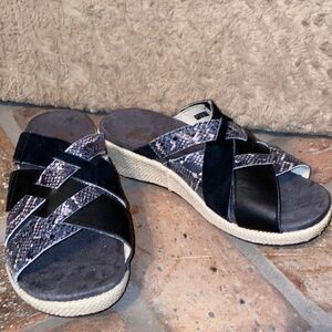 Spence size 7 strappy snake print and black slide ons